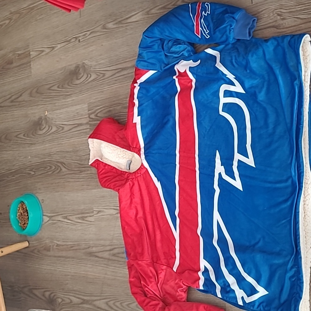 BUFFALO BILLS Sherpa Lined Poncho
